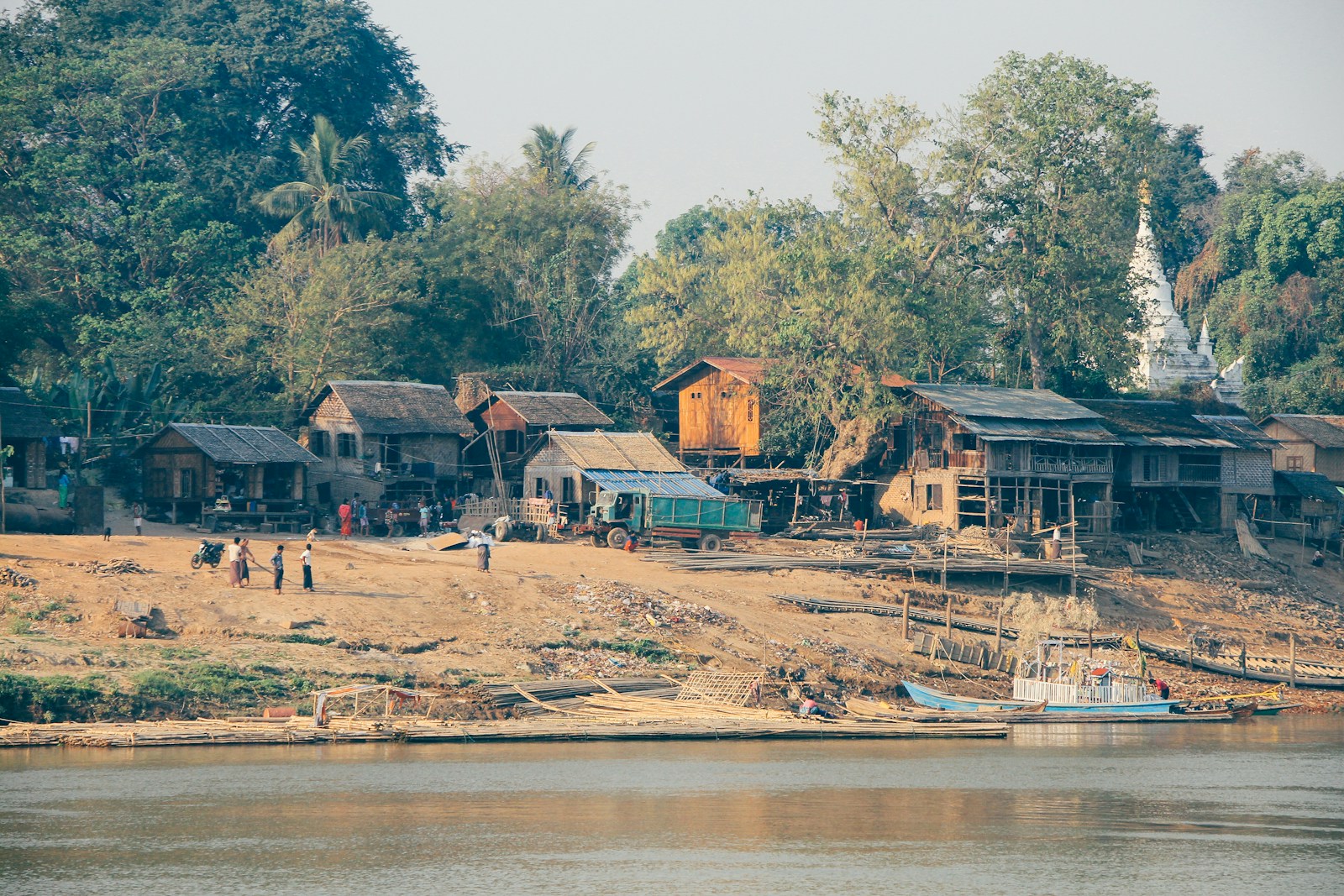 ହେ ମୋର କର୍ମ ଭୂମି ପ୍ରିୟ ଏକଡାଳ